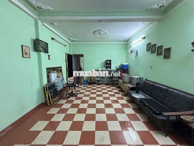 Cho thuê Lầu 1 gồm 2 phòng (28m2/ phòng )