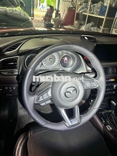 Mazda 6 2018 2.0L Premium - 100000 km