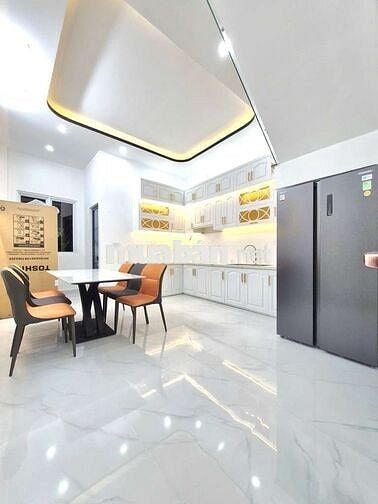 Bán Gấp! Nhà 3 Tầng BTCT Nở Hậu Hẻm Xe Hơi Thông, Ở Ngay Hơn 7 Tỷ TL