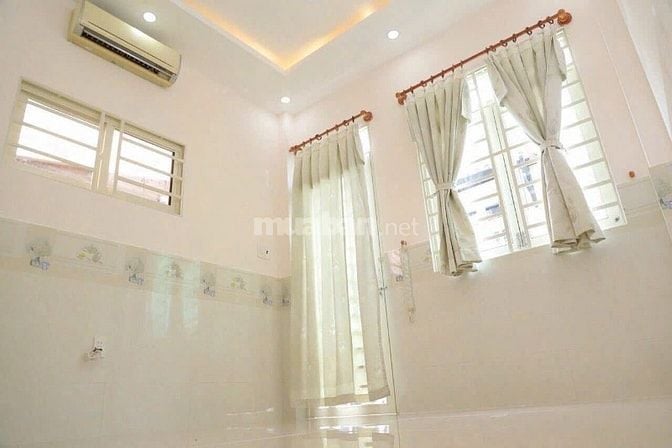 bán nhà phan xích long 3pn giá cực tốt chỉ 1 tỷ 670 sổ hồng đầy đủ 