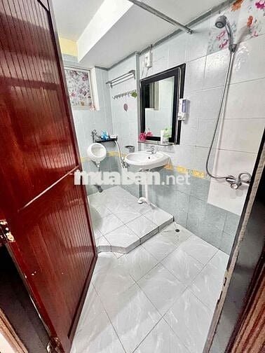pass phòng, hợp đồng còn 6 tháng, chung  cư Phú Mỹ Hưng