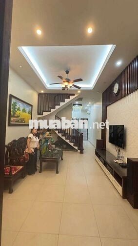 GĐ cần bán nhà 5t Xuân Phương - Trịnh Văn Bô 5.7ty