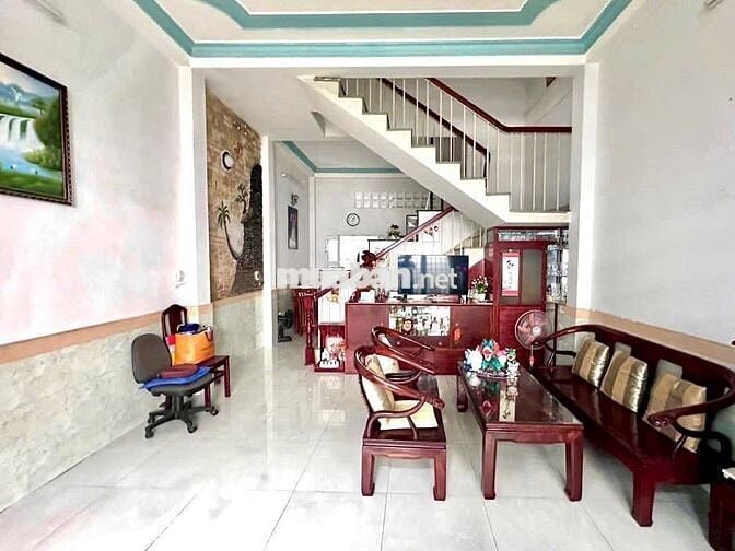 Nhà 56m2, 3 tầng 3PN, xe hơi, Phan Văn Trị Bình Thạnh, đối diện Emart