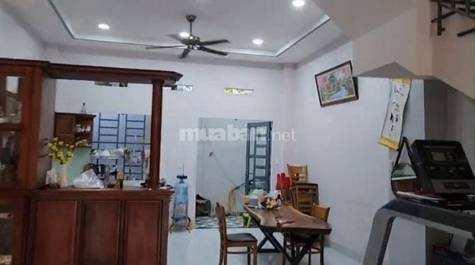 CHO THUÊ NHÀ 3 TẦNG 5PN. 4WC SÂN OTO - GẦN VINHOMS QUẬN 9