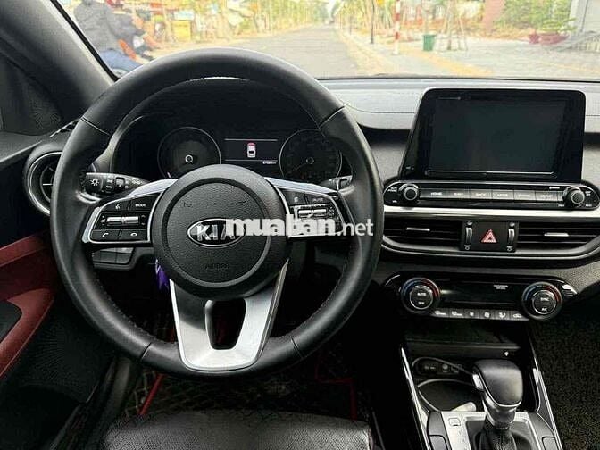 Kia Cerato 2019 2.0 AT Premium - 72000 km