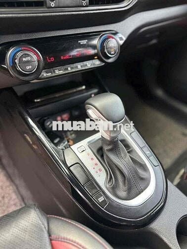 Kia Cerato 2019 2.0 AT Premium - 72000 km