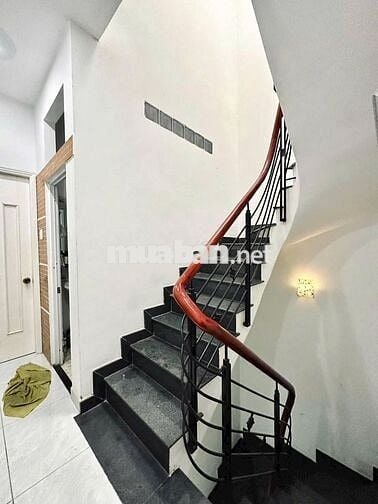 Nhà 45m2, 4 tầng 4PN, hẻm xe hơi, Phan Đăng Lưu Phú Nhuận, dọn ở ngay