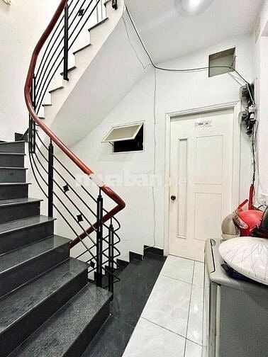 Nhà 45m2, 4 tầng 4PN, hẻm xe hơi, Phan Đăng Lưu Phú Nhuận, dọn ở ngay