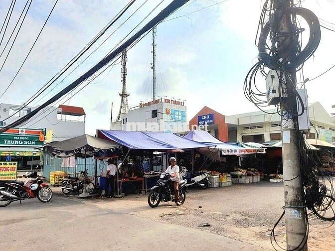 Hàng Vip, 167m2 đất thổ mặt tiền kinh doanh chỉ 1.99 tỷ