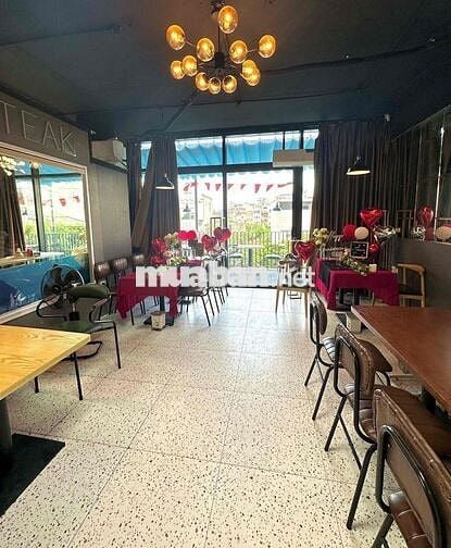 Sang nhượng nhà hàng đẹp tại trung tâm Đông Anh