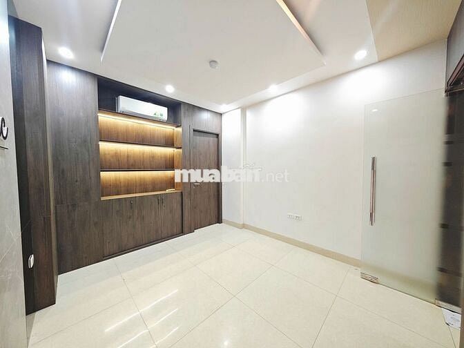 Cho thuê nhà 90 Nguyễn Tuân 70m2 3T chỉ 35tr yên tĩnh sẵn nội thất