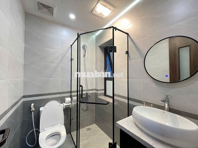 TRỐNG NGAY CĂN HỘ STUDIO CAO CẤP NGAY CÔNG VIÊN HOÀ BÌNH