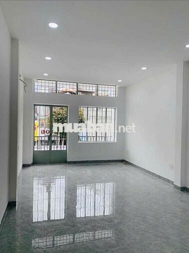 Cho thuê nhà mặt tiền đường Vườn Lài, dt 4x19 trệt lầu