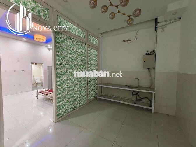 Mới trống Đúng hình đúng giá Nội thất cơ bản