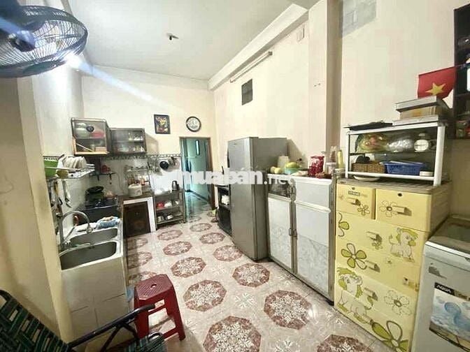 👉PHAN ĐÌNH PHÙNG PHƯỜNG CẨU KIỆU GẦN CHỢ PHÚ NHUẬN  HXH:4 TẦNG,DT 60M2