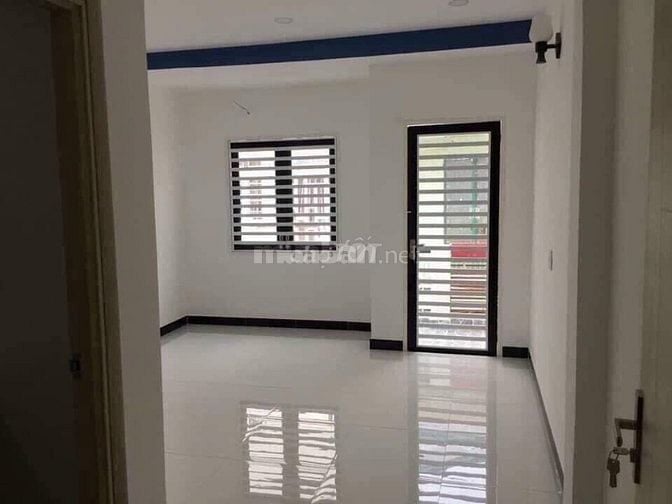 Bán nhà 2 tầng, 2pn, 2 toilet, 1 phòng thờ, SHR, Hồ Văn Long, Quận BT