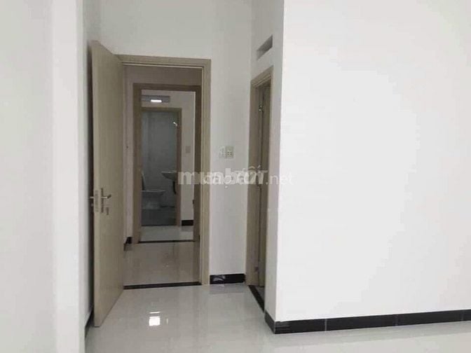 Bán nhà 2 tầng, 2pn, 2 toilet, 1 phòng thờ, SHR, Hồ Văn Long, Quận BT