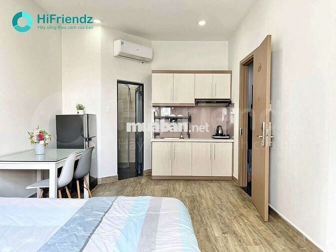 STUDIO FULL NỘI THẤT, CỬA SỔ TRỜI, NHÀ MẶT TIỀN GẦN NGÃ TƯ HÀNG XANH