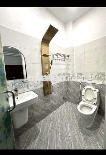 Bán nhà mới 4 tầng, 80m2, Mặt Tiền đường 621 Nguyễn Ảnh Thủ, Quận 12.