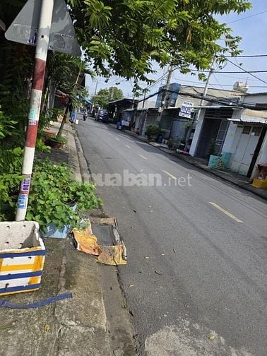 Cho thuê mặt bằng ĐT5-Hóc Môn chỉ 8tr/tháng, đã làm phòng máy lạnh