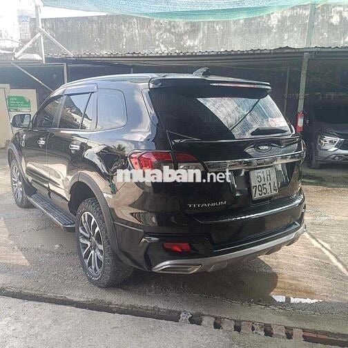 Ford Everest 2019 Titanium Plus 2.0L AT 4WD