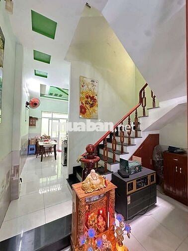 Bán nhà sổ Hồng riêng đường số 10