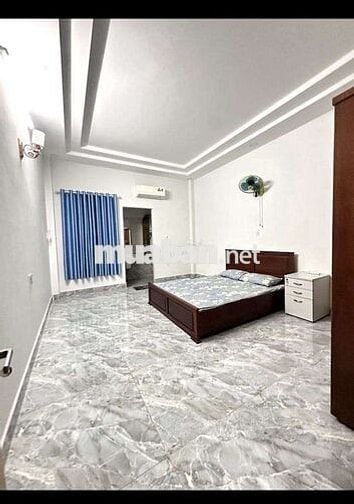 Bán nhà mới 4 tầng, 80m2, Mặt Tiền đường 621 Nguyễn Ảnh Thủ, Quận 12.