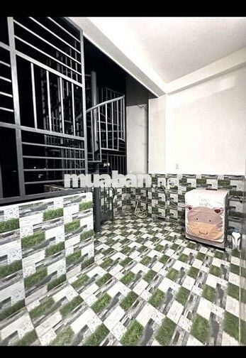 Bán nhà mới 4 tầng, 80m2, Mặt Tiền đường 621 Nguyễn Ảnh Thủ, Quận 12.