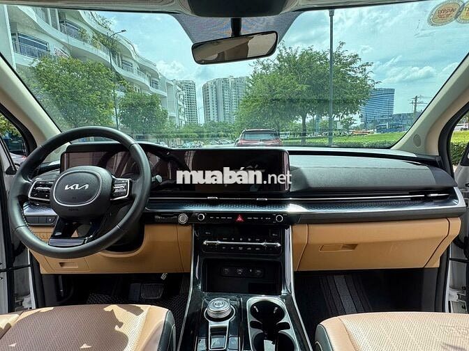 Kia Carnival 2023 Premium 2.2D 8S - 80,000 km.