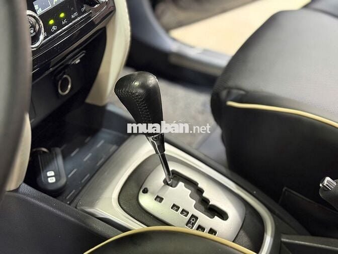 RUSH 1.5AT 2021 - Màu đen - Giá 530 triệu