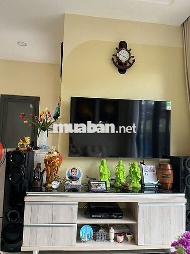 Bán nhà phố vườn trục 16m full nội thất vào ở ngay