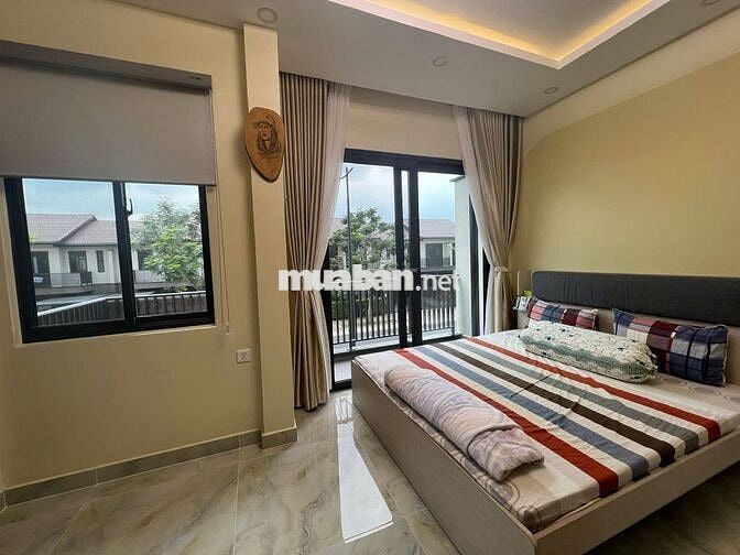 Bán nhà phố vườn trục 16m full nội thất vào ở ngay