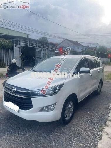 Toyota Innova 2.0E 2019