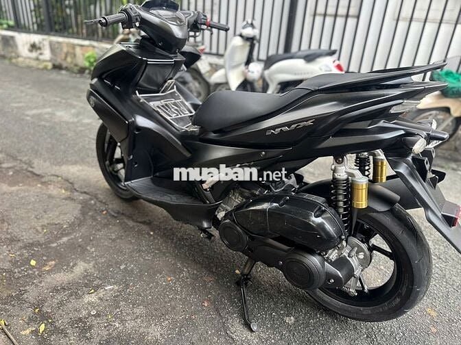 Xe máy Yamaha NVX 155cc 2017