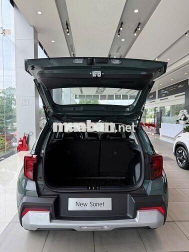 Kia Sonet 2025 Deluxe 1.5 AT
