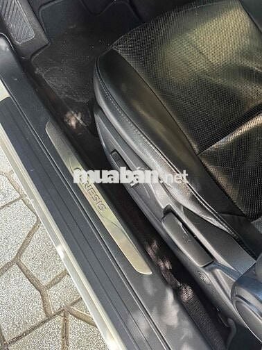 Hyundai Genesis 2009 - 115000 km