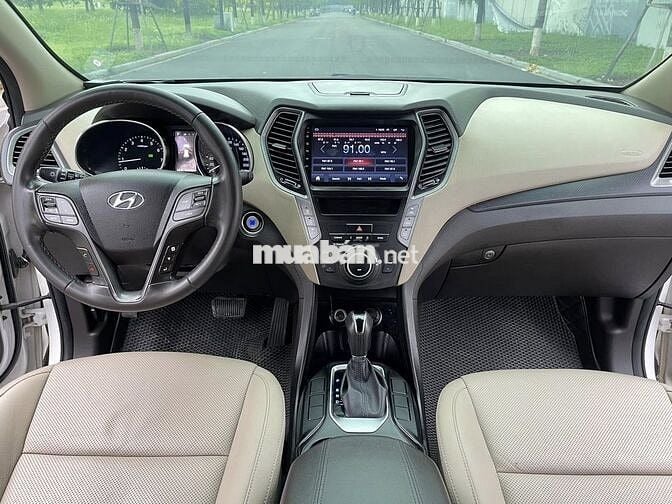 Hyundai SantaFe 2019 tiêu chuẩn 2.4L - 54,000 km.