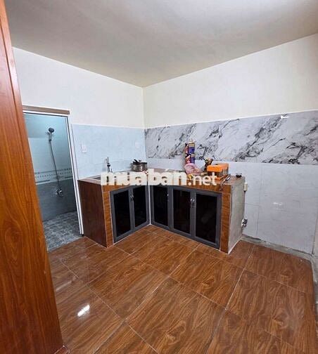 Cho thuê nhà hẻm xe tải đ38 HBC 7tr/ tháng