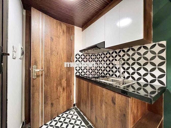 7 phòng khép kín mới tinh 30m ra mặt phố Kim Mã ô tô đỗ cửa