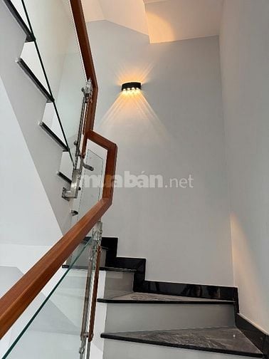 Nhà mặt tiền thụt 377B Nguyễn Kiệm Phú Nhuận