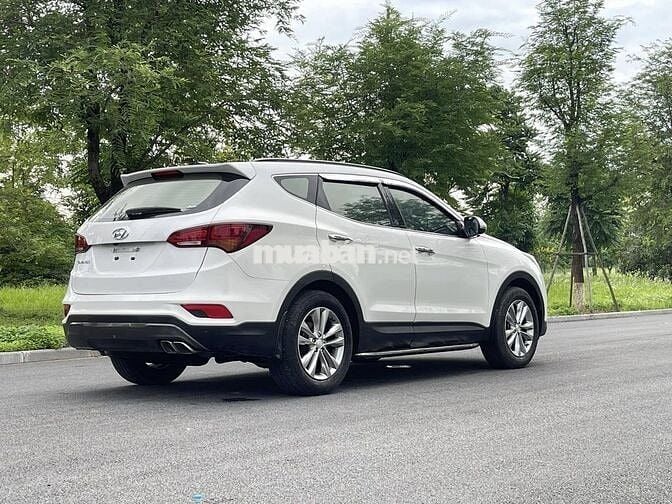 Hyundai SantaFe 2019 tiêu chuẩn 2.4L - 54,000 km.