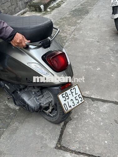 Xe máy Piaggio Vespa Sprint S 125 Xám Lambo 2018