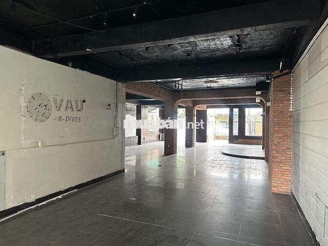 Cho Thuê Mặt Bằng Kinh Doanh Gần Trung tâm thương mại Gigamall