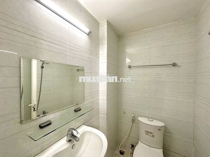 PHÒNG CỬA SỔ THOÁNG FULL TIỆN NGHI TÂN THUẬN TÂY GẦN CHỢ BÙI VĂN BA