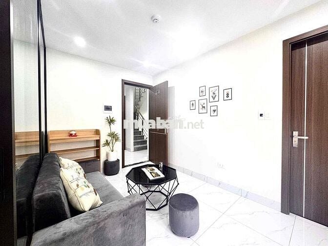 CHO THUÊ CĂN HỘ 1 PHÒNG NGỦ BAN CÔNG SIÊU RỘNG TẠI TRUNG TÂM CẦU GIẤY