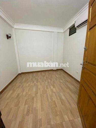 Chính chủ cho thuê nhà riêng 18m x 4 tầng đầy đủ tiện nghi