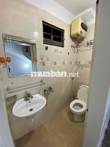 Chính chủ cho thuê nhà riêng 18m x 4 tầng đầy đủ tiện nghi