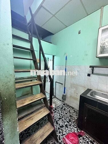 Cho thuê nhà vị trí đẹp sát MT - Nguyễn Trọng Tuyển - p2 - Tân Bình