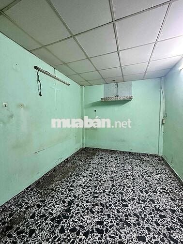 Cho thuê nhà vị trí đẹp sát MT - Nguyễn Trọng Tuyển - p2 - Tân Bình