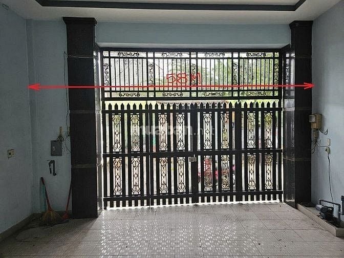 Bán gấp nhà phường Phú Hữu, Quận 9, TP.Thủ Đức. Kiên cố 3 tầng. 5mx16m